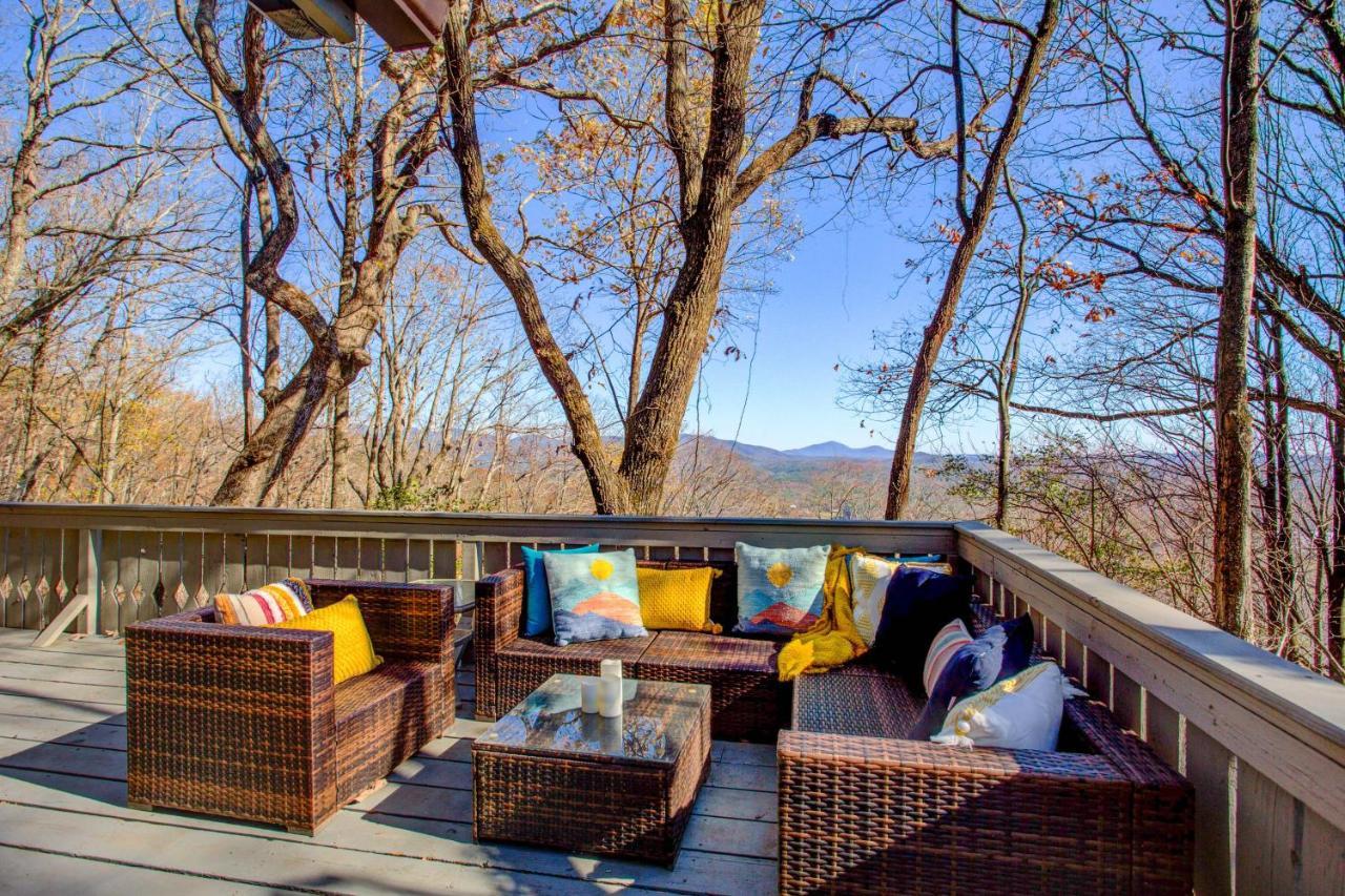 Quiet Mountain Getaway With Deck And Sweeping Views Villa Dahlonega Exteriör bild