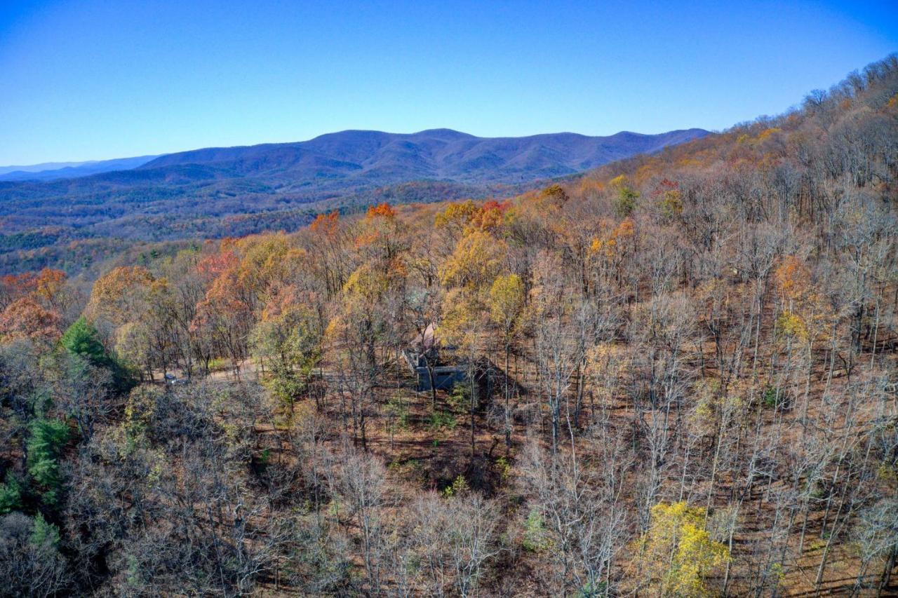 Quiet Mountain Getaway With Deck And Sweeping Views Villa Dahlonega Exteriör bild